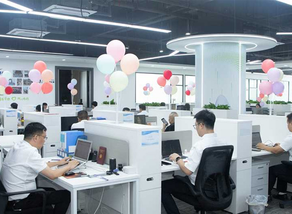 專業的團隊，提供全方位的售前售中售后服務